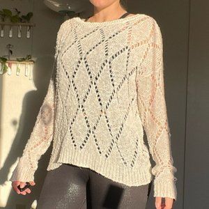 American Eagle off white sweater size M